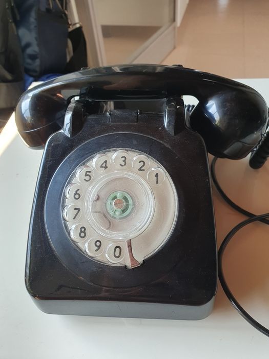Telefone fixo vintage de Outubro de 1978