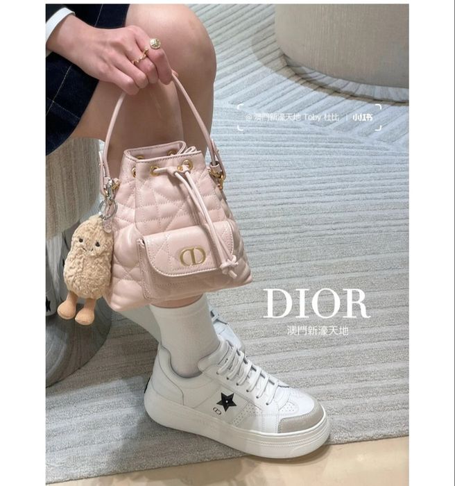 Сумка Dior відро‼️ Люкс‼️ абсолютно вся шкіряна, зовні та і середині, довжина 20 см
