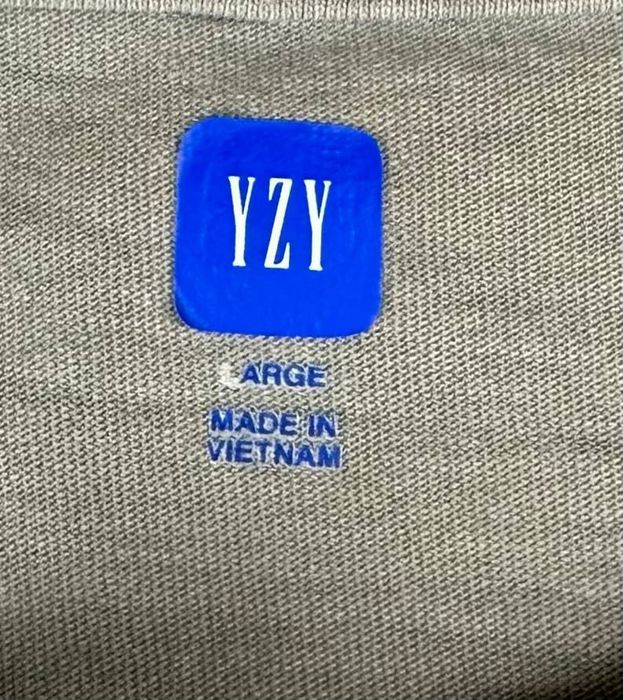 Футболка YZY&Gap