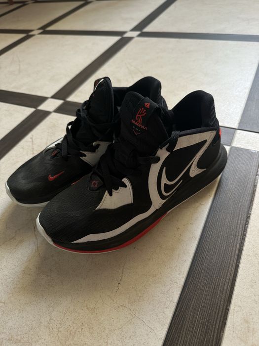 Бачкетбольні Кросівки kyrie 5 low