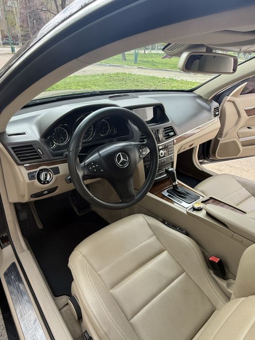 Mercedes-Benz  2,2CDI 2010год IDEAL