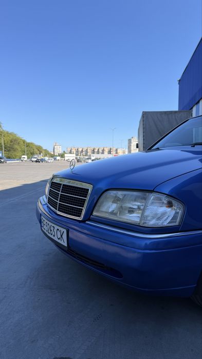 Mercedes benz w202