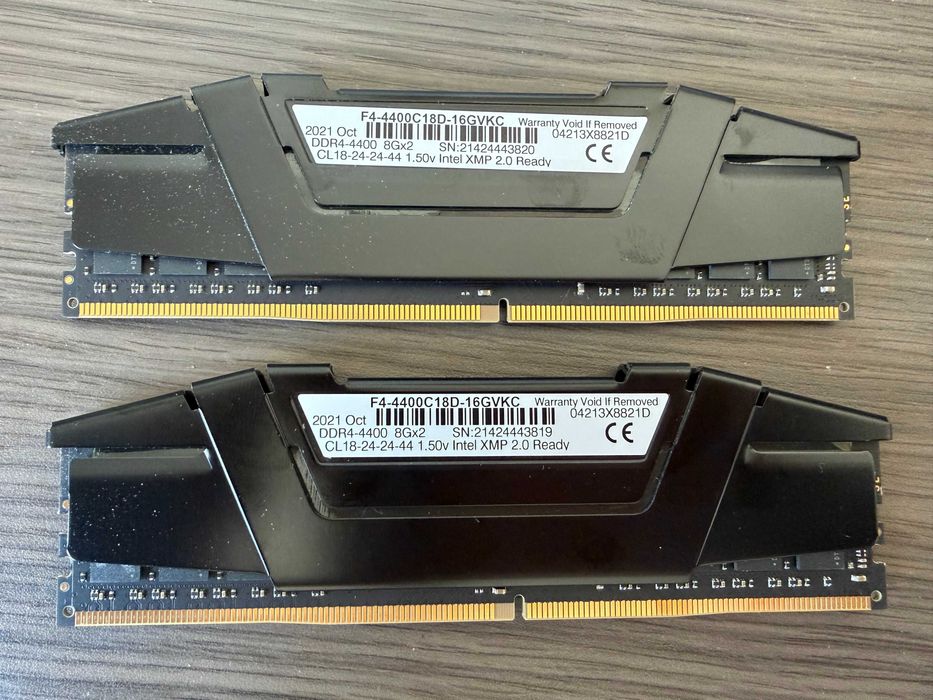 16GB G.Skill Ripjaws V DDR4-4400MHz CL18 – Kit de Alta Performance - F4-4400C18D-16GVKC