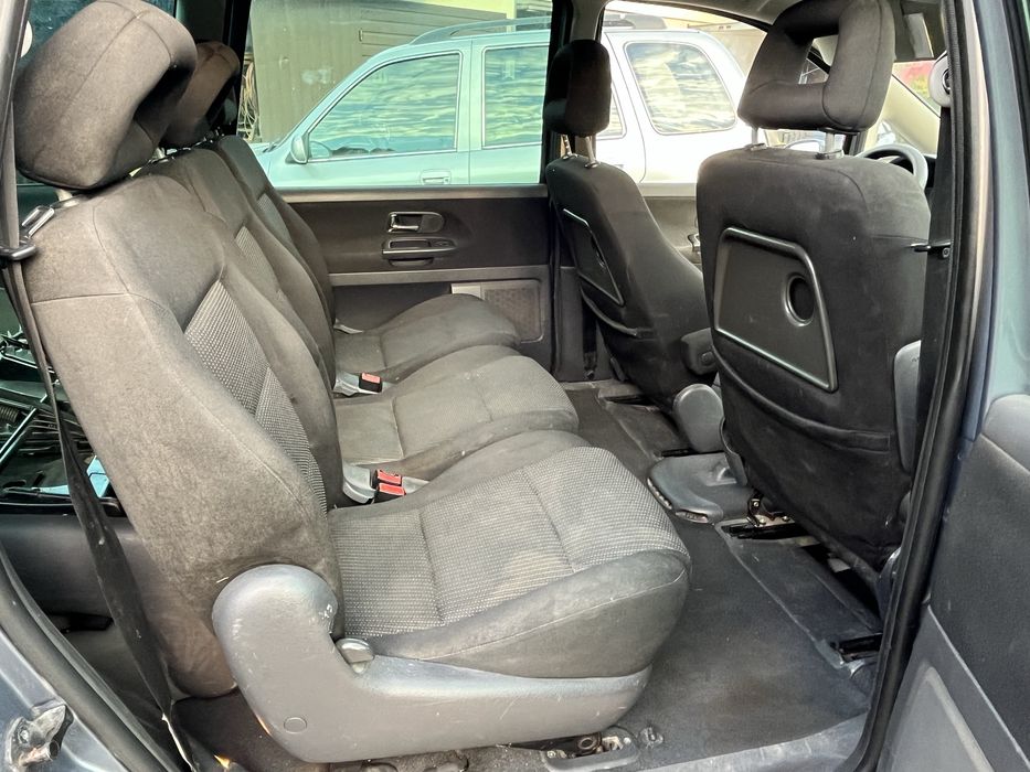 Seat Alhambra jak Sharan 4x4 1.9d, 7 osob, hak 2000kg