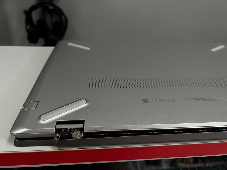 Ноутбук HP Pavilion Laptop 15-cw0804no AMD Ryzen 5 2500U