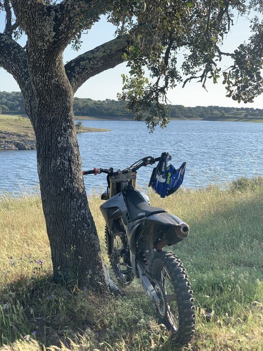 Honda crf 450.