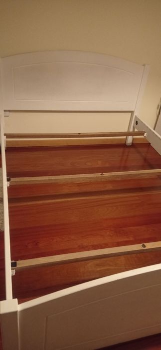 White Pine Bed64309719991425121