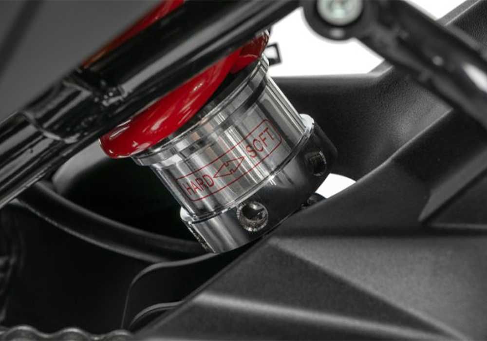 Акція зимові знижки !!! мотоцикл LONCIN LX250-15D 4VNAKED