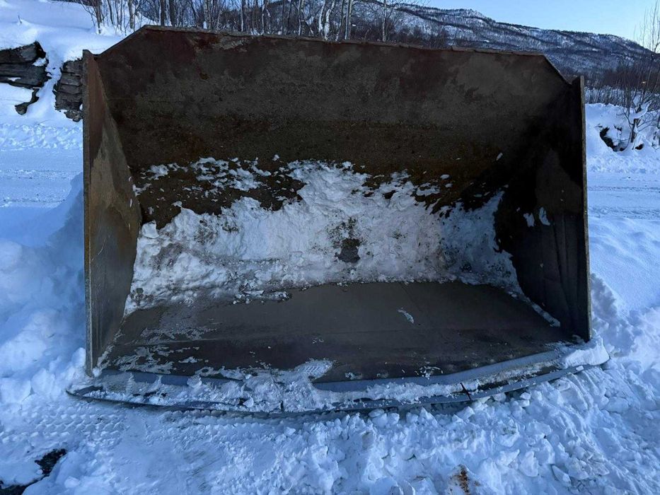 Ładowarka kołowa VOLVO L150H + ŁYŻKA NOWE OPONY