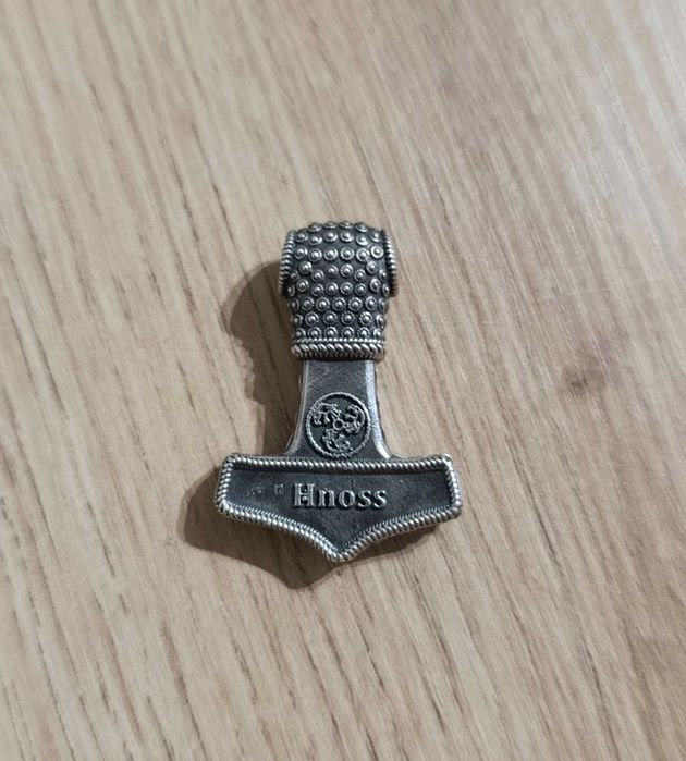 Wisiorek Mjölnir ze srebra / młot Thora Oland