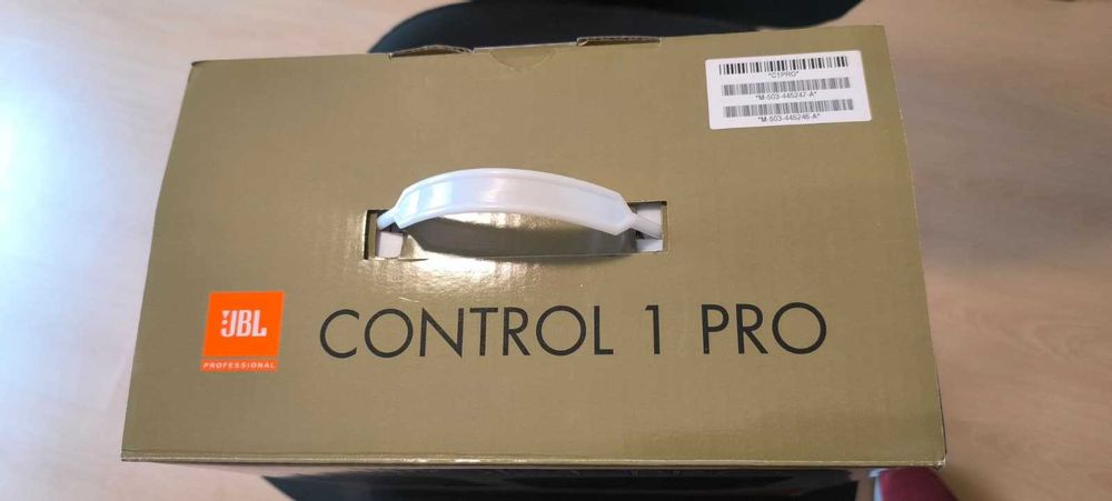 JBL Control 1 Pro