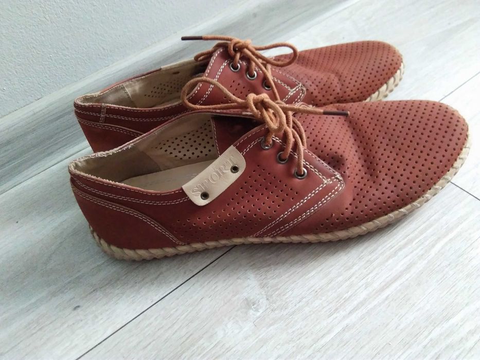 Buty męskie numer 40