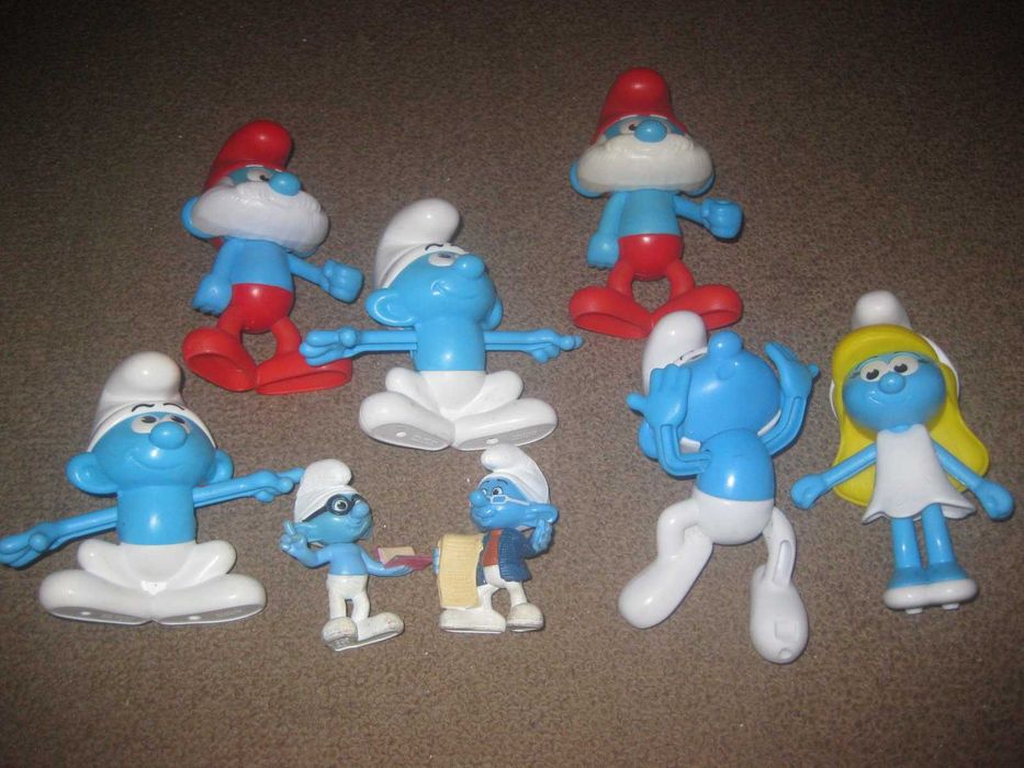 8 Bonecos/Figuras Colecionáveis dos "Smurfs"