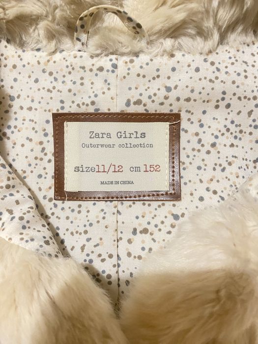 ZARA меховая желетка для девочки