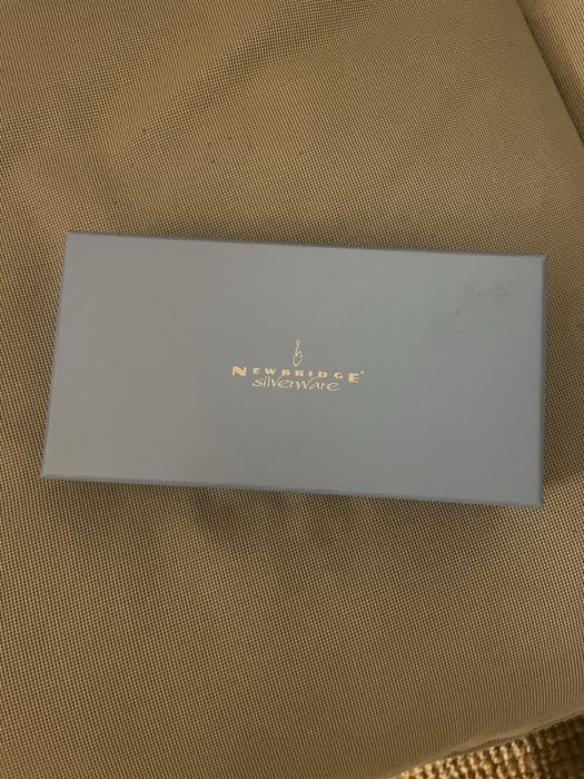 Zegarek zegar stojący biurkowy Newbridge Silverware
