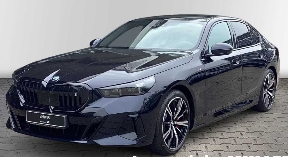 Бампер BMW i5 G60/G61 eDrive40 M Sport розборка шрот