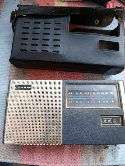 Rádio conion portátil
