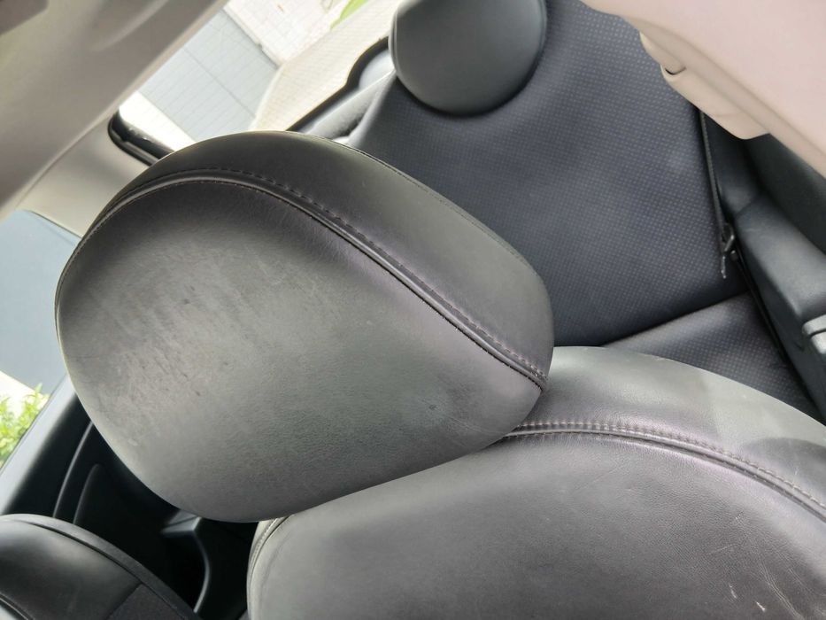 Vendo mini cooper s de 2004 só  com 142000 kms