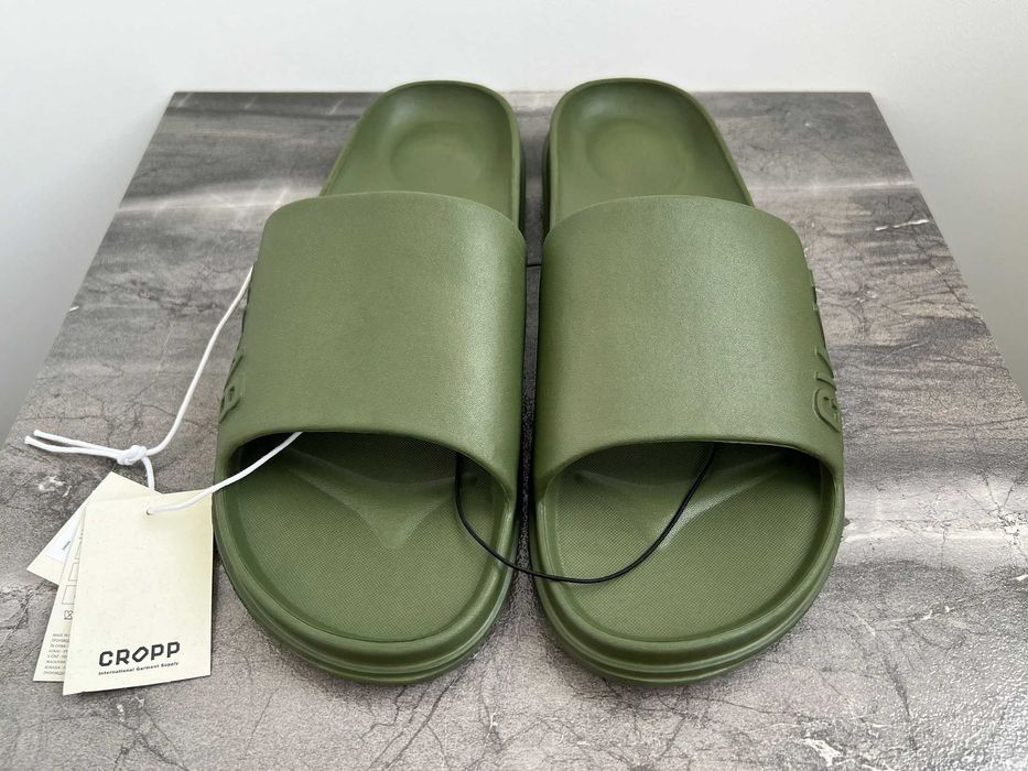Шльопанці Cropp чоловічі хакі нові, розміри 41,42,43,44,45,46