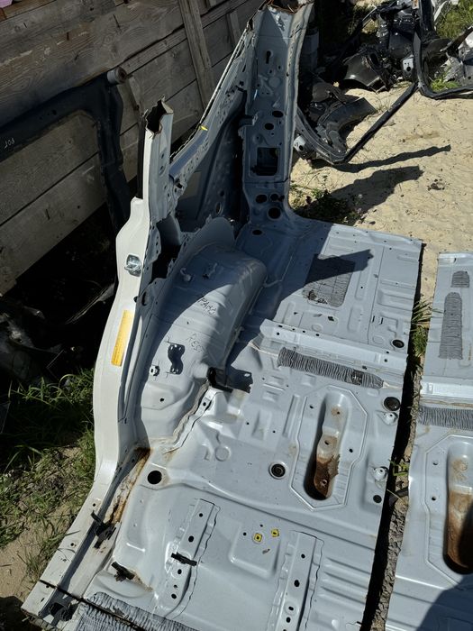 Четверть задня права Toyota LAND CRUISER PRADO J150 2009-24р