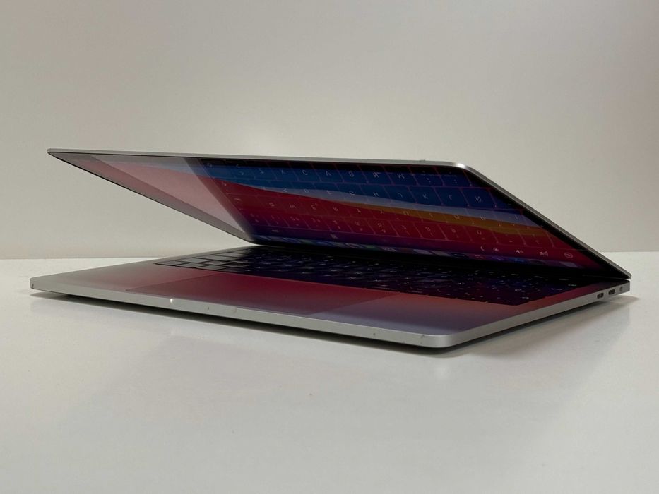 MacBook Pro 13 2017 TouchBar - i5 8GB/256GB 87% Baterii - Gwarancja -