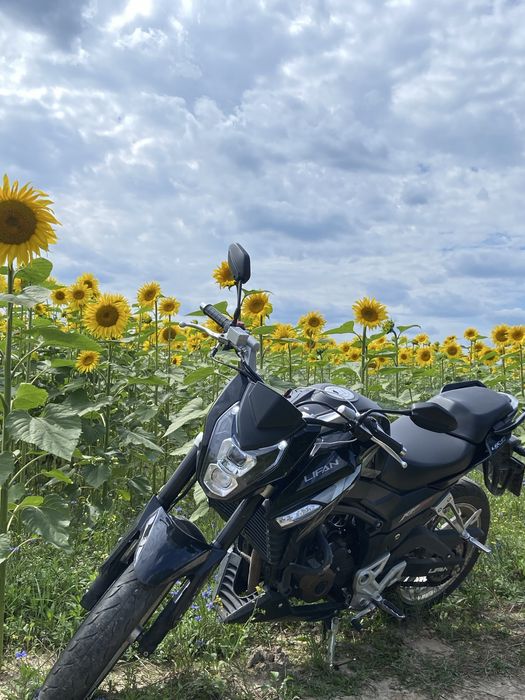 Продам ліфан кп250
