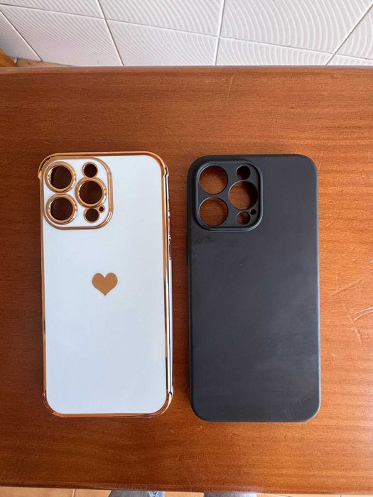 Phone case in good condition64286193493249123