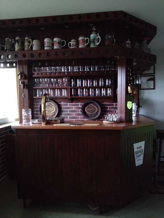 Bar, mini barek. Drewniany