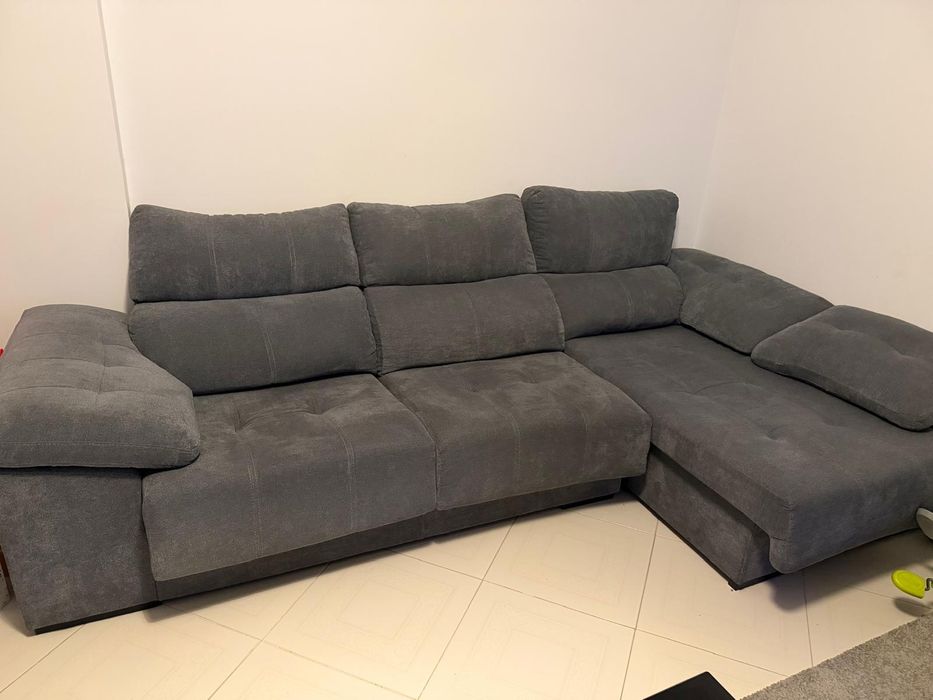 Sofá 3 lugar com loung baú