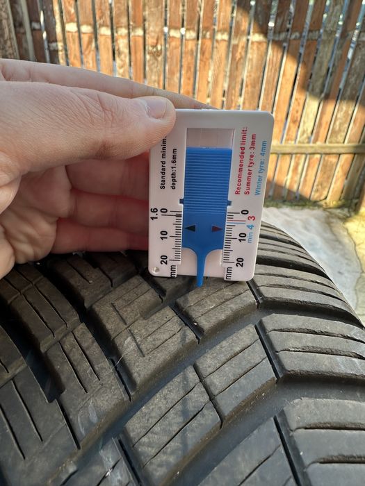 Шини 225/45/R17 Continental AllSeasonContact 2