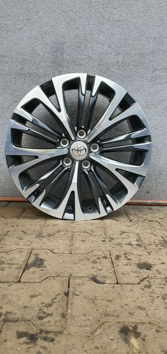 "18 5x114.3 Toyota Oryginał