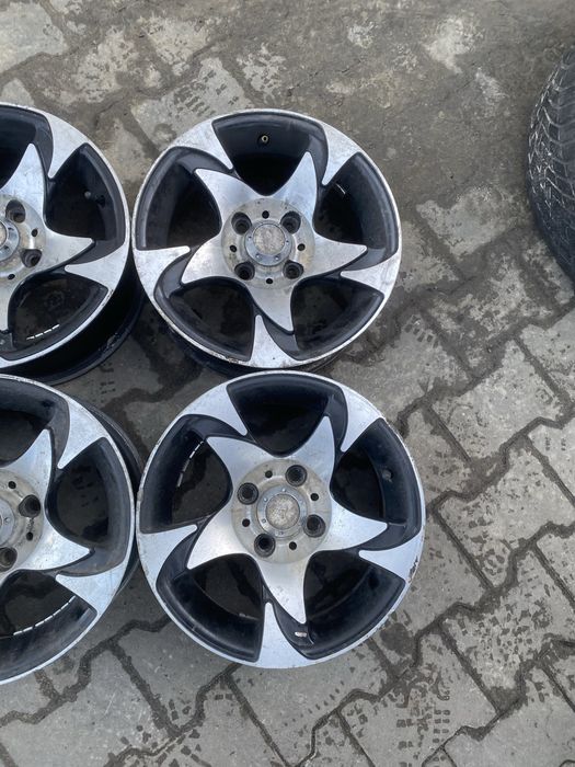 Титаны R13 разболтовка 4х98 Ваз