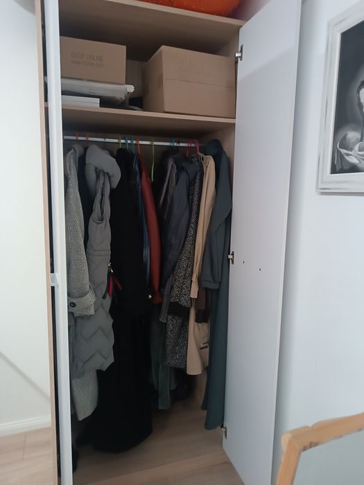 Szafa  o wymiarach 197/80/54,5