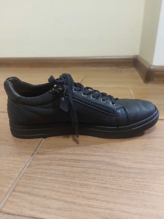 Оригінальне Дитяче взуття k.pafi з натуральної шкіри.