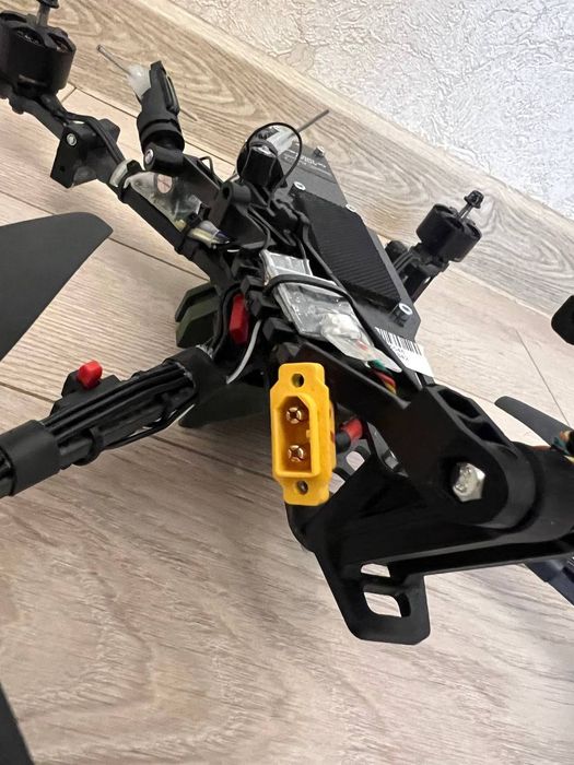 Продам 2 шт fPV в хорошому стані