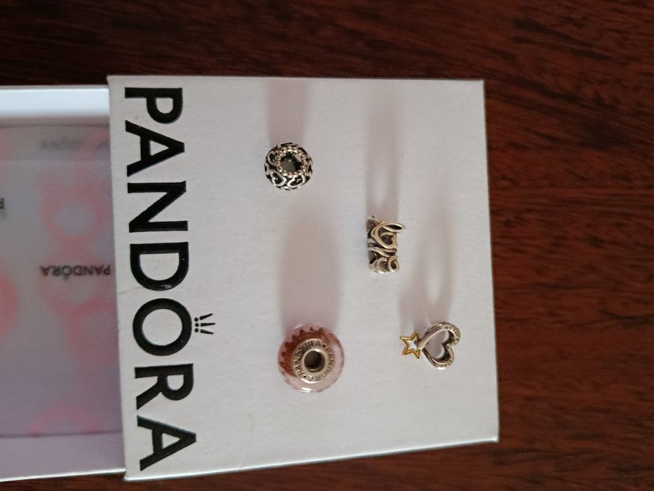20 Peças Prata e de Marcas - Pandora