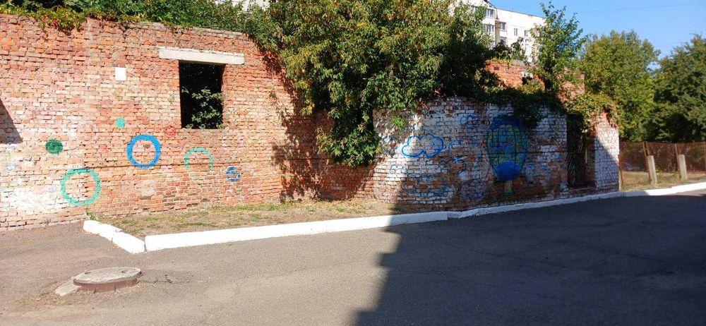 незавершене будівництво в Смілі