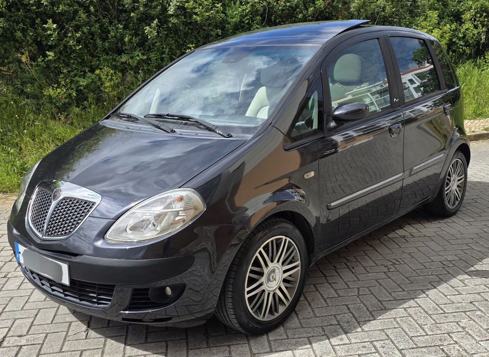 Lancia Musa 1.3 MultiJet 90cv Versão Platinum
