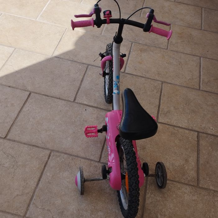 Bicicleta menina 3 a 5 anos