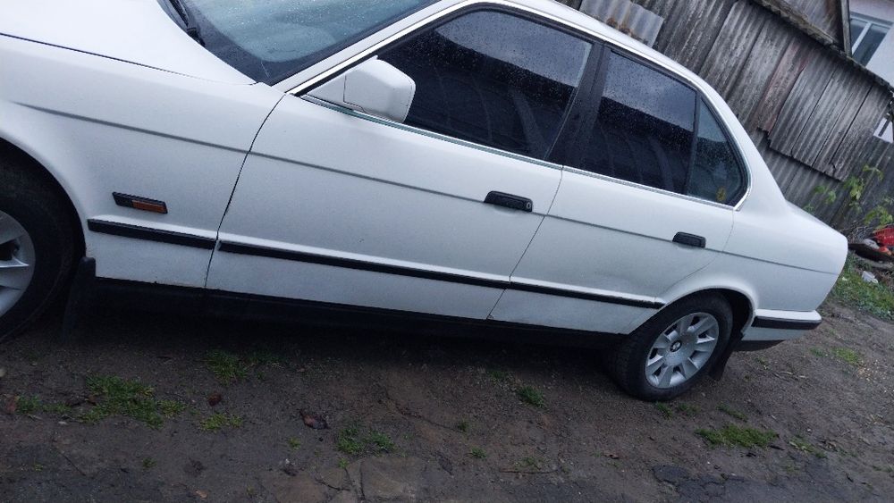 Продам бмв 520 і