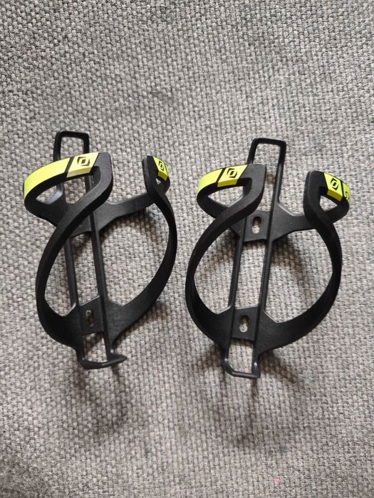 Porta bidons Elite e Syncros
