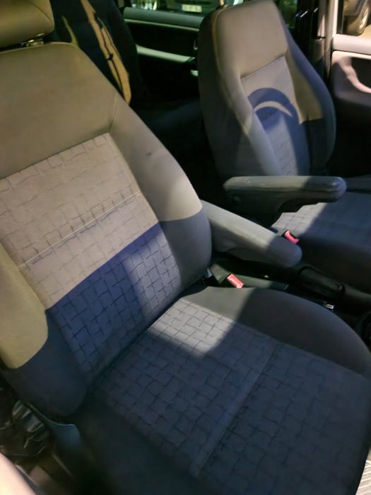Seat Alhambra impecável
