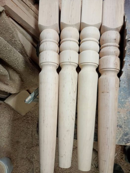 Nogi do stołów toczone