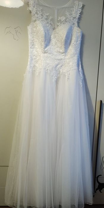 Suknia ślubna 42-44 rozm.