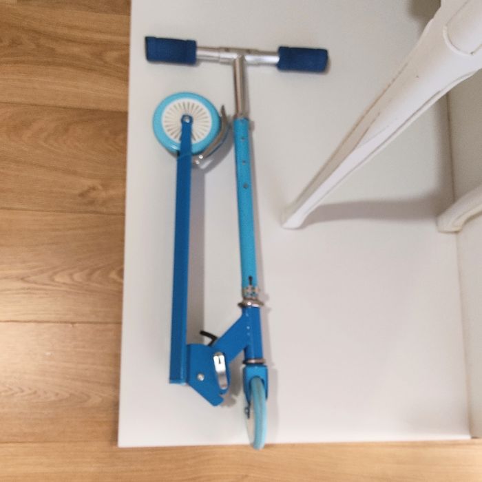 Trotinete de Criança

Trotinete de criança em muito bom estado. 

Ida