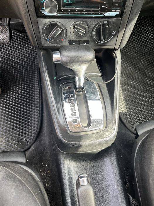 Продам фольцваген гольф4