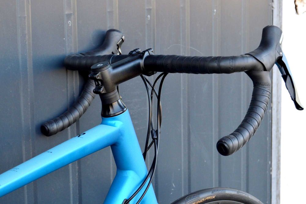 FV23 komfortowy Cube Attain Race L Disc Tiagra 2x10 endurance Road+