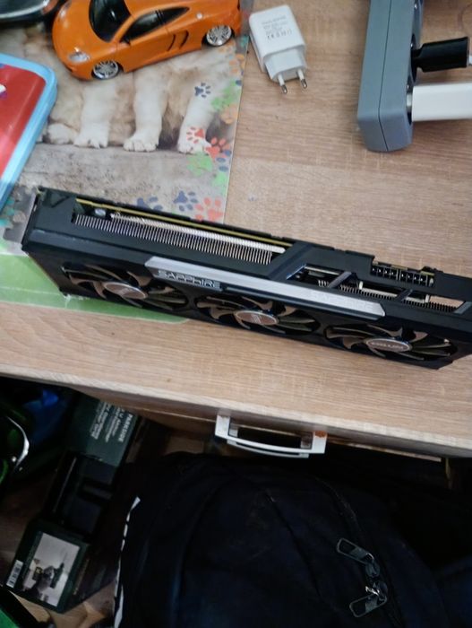 Radeon R9 390 nitro 8gb