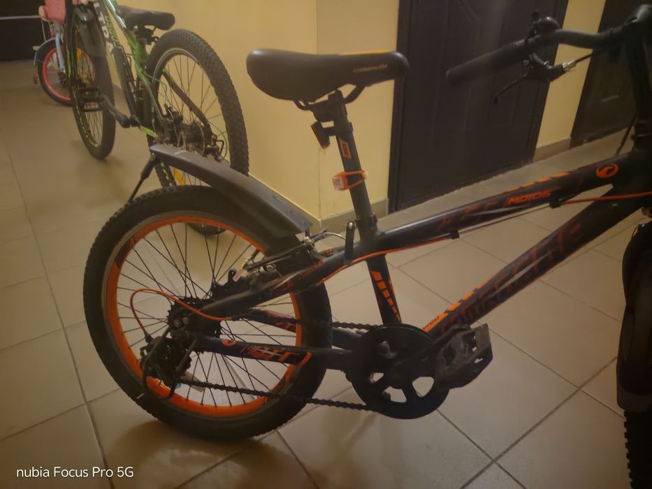 Продам дитячий вилосипед Соmanche moto six 20