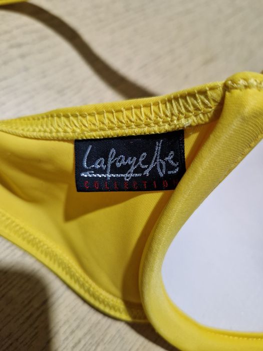 Biustonosz z kokardą żółty